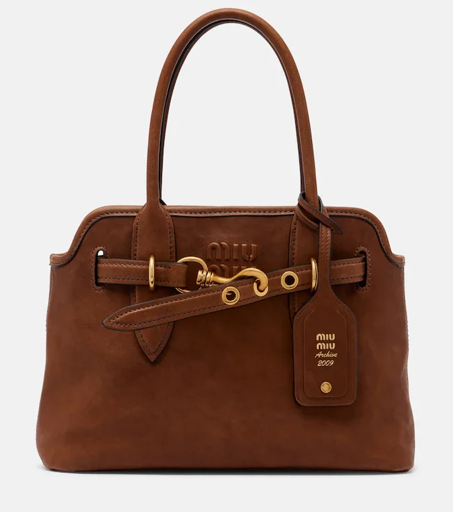 Aventure Small leather shoulder bag