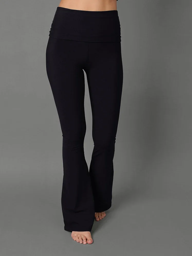 Foldover Bootcut Legging in Melt, Black