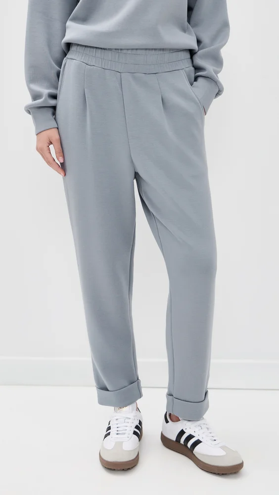 The Rolled Cuff Pants 25
