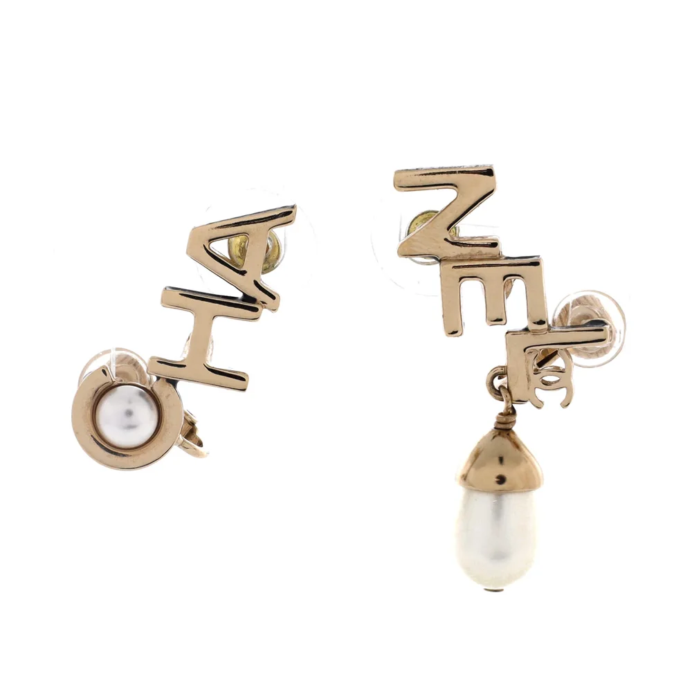 Pre-Owned CHA-NEL CC Dangle Stud Earrings Metal with Faux Pearl