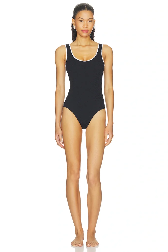 Coverage Faye One Piece