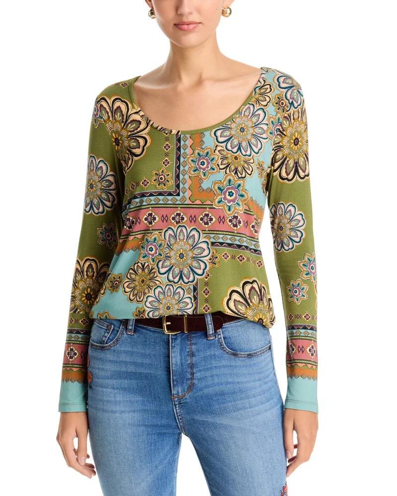 The Janie Favorite Scoop Neck Long Sleeve Top