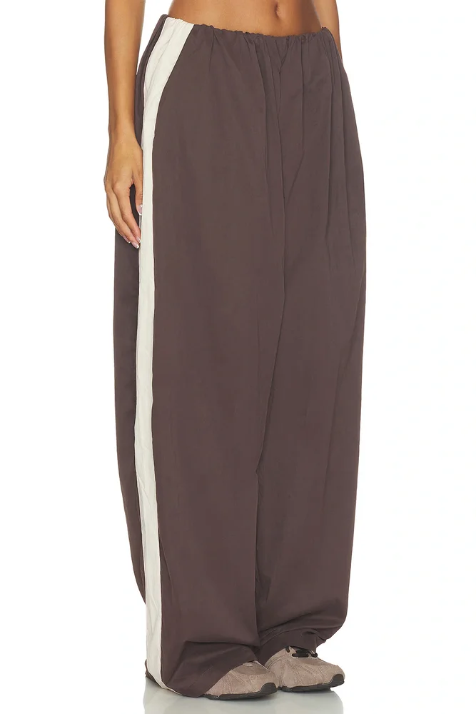 Jinnie Pant