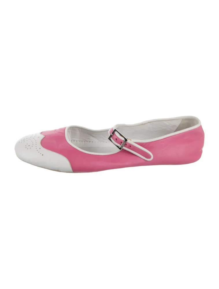 Pre-Owned Vintage 2008 Mary Jane Flats