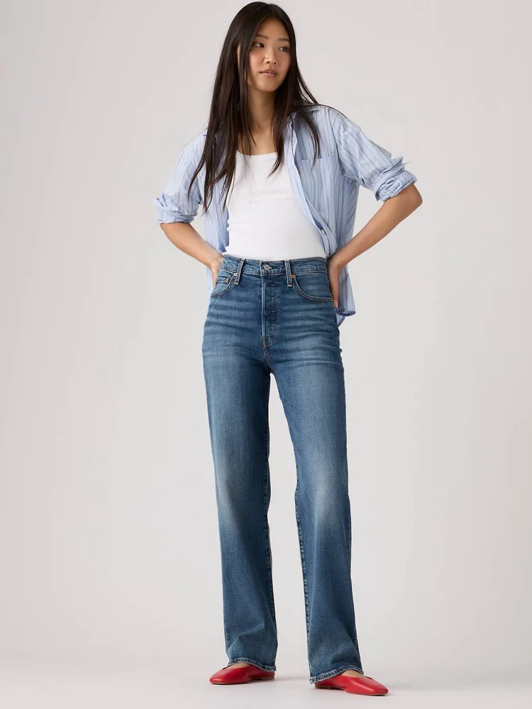 Full-length slim-wide jean with patch pockets