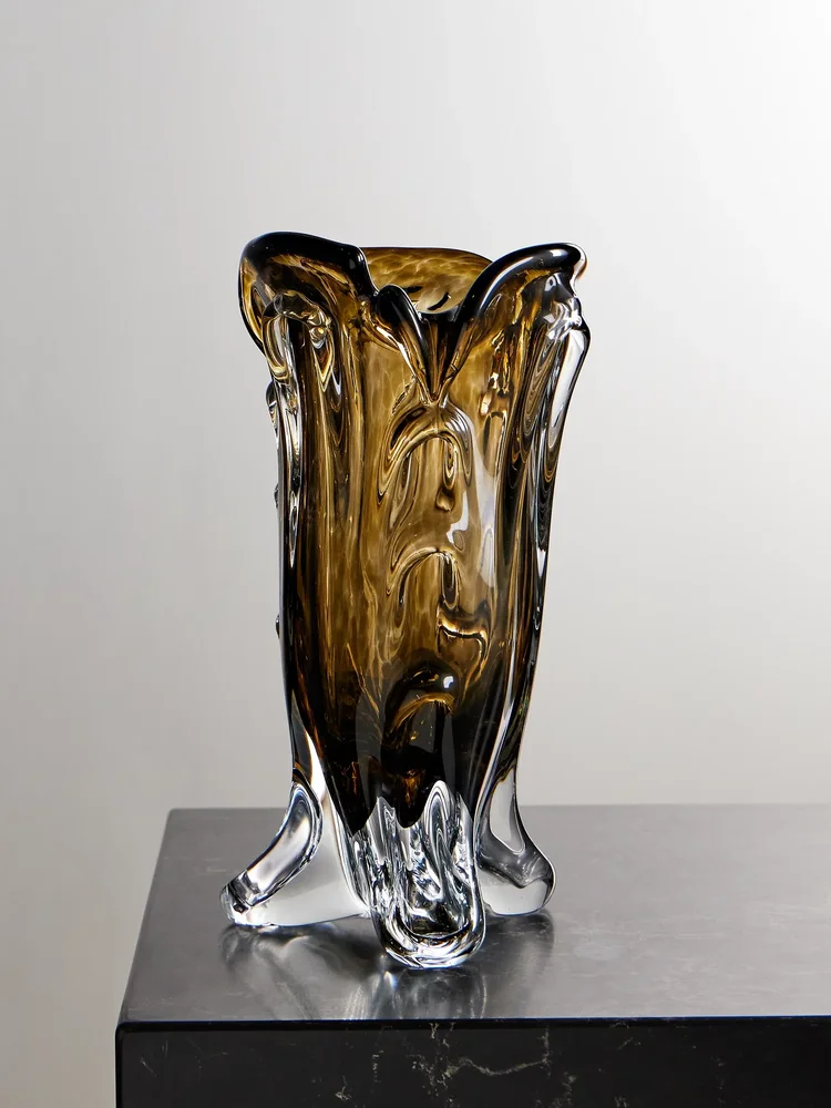 Drape glass vase