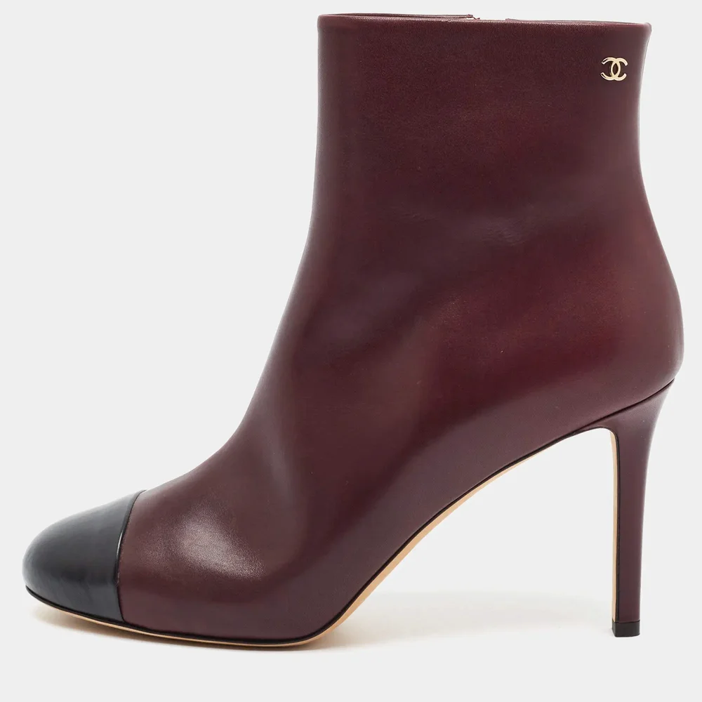 CC Size 40 Burgundy/Black Leather Cap Toe Ankle Length Boots