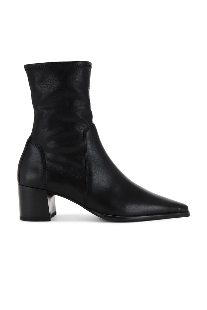 Giselle Boot