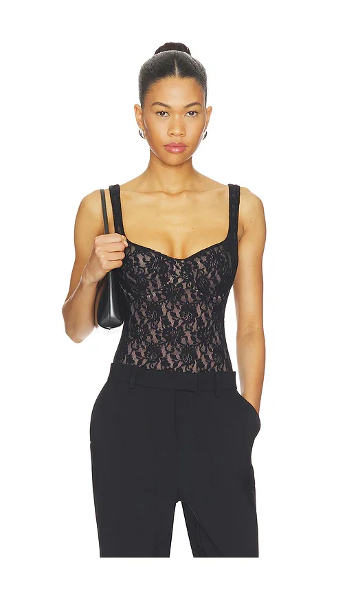 Signature Lace Underwire Bodysuit