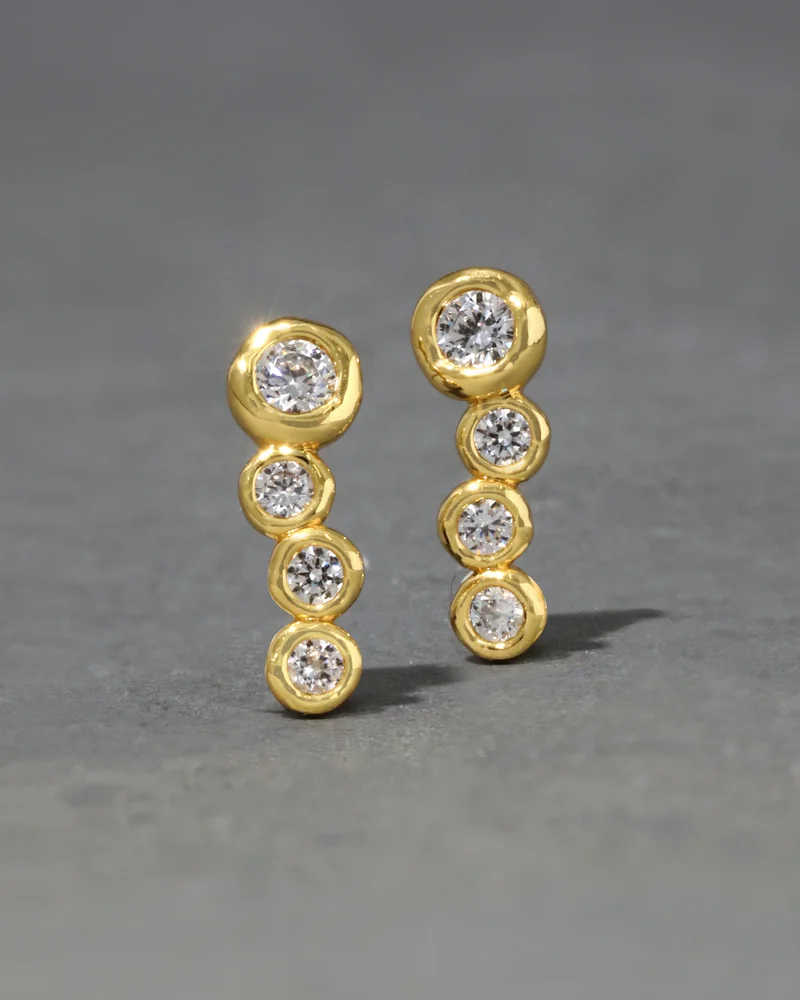 Asterales Gold Bar Earring