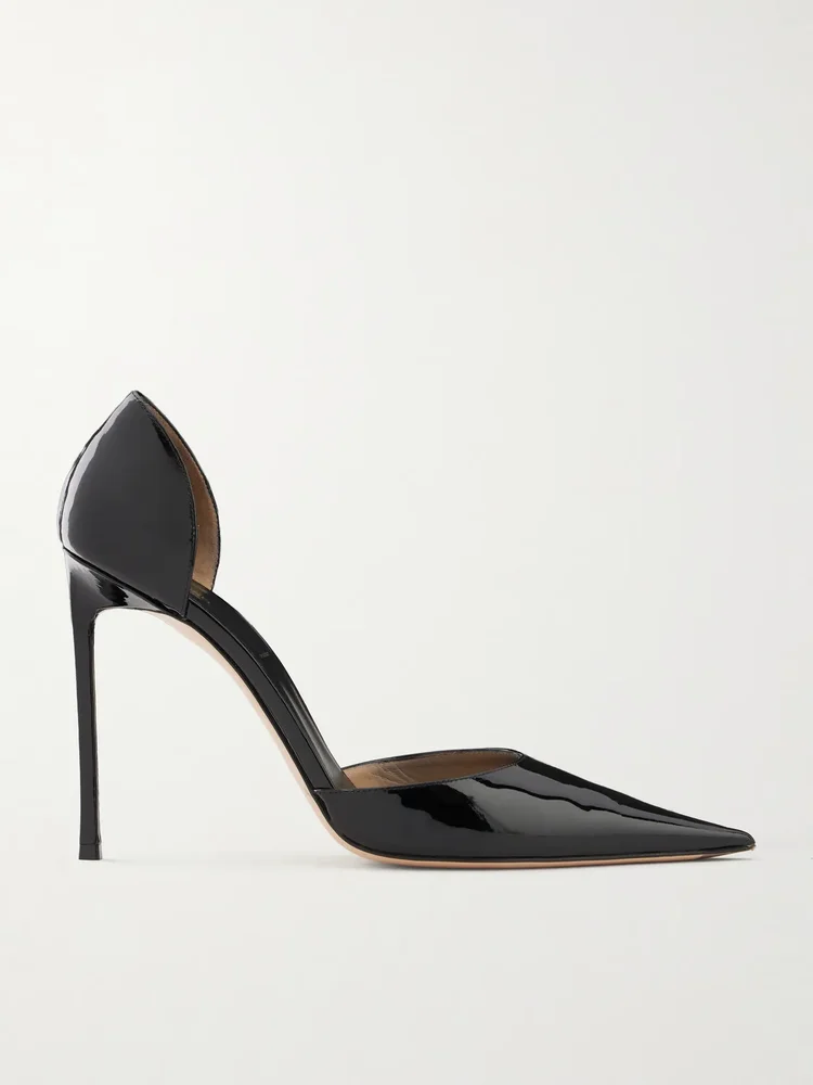 Leather pumps