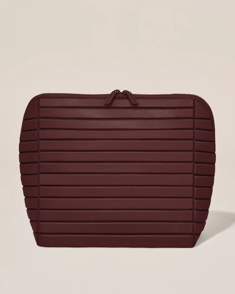 The Large Cassis Traveller