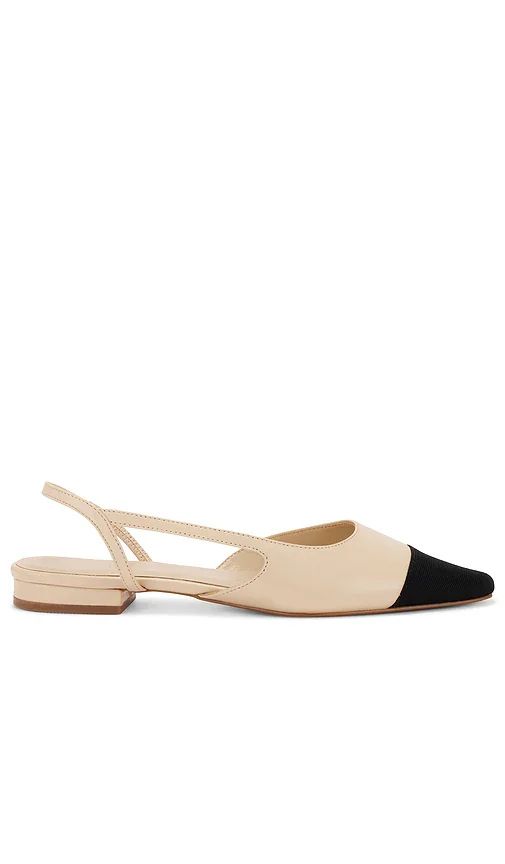 Dorit Flat