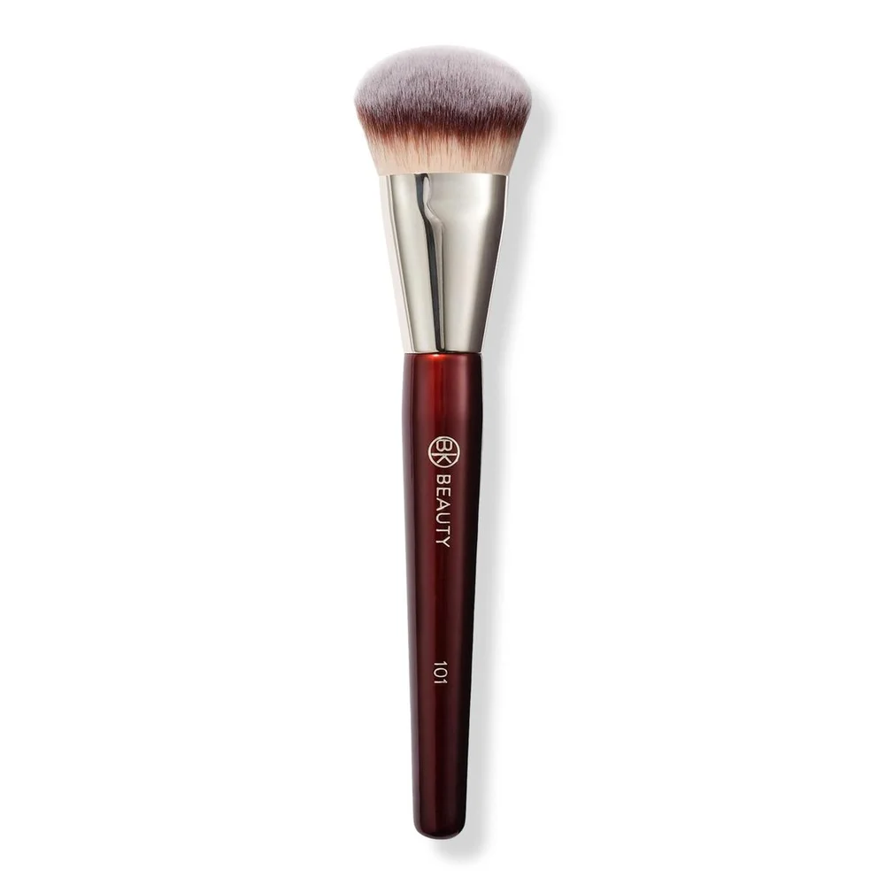 101 Contoured Foundation Brush