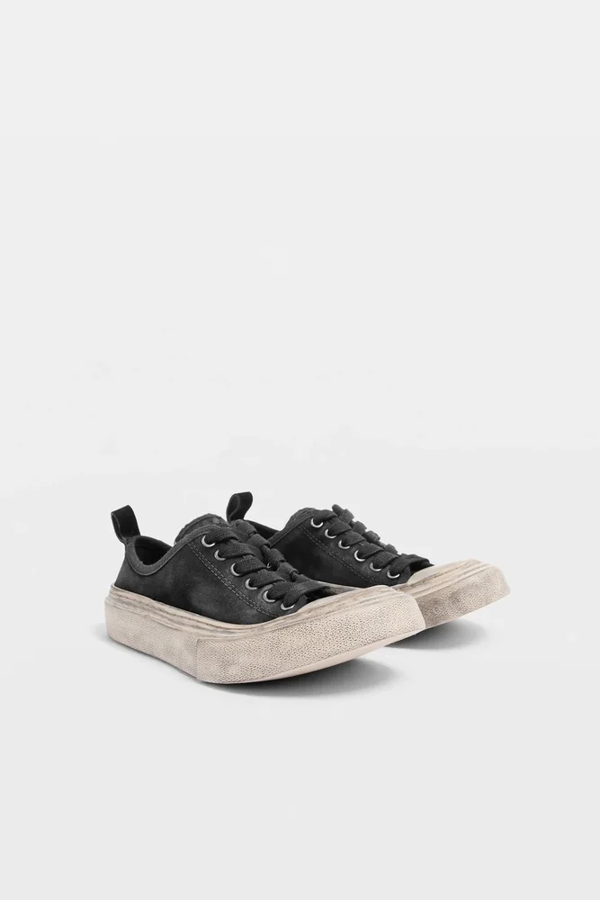 Halli Vulcanized Low-Top Sneakers