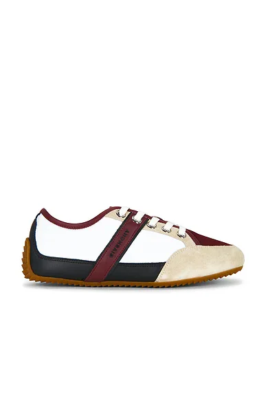 Slim Sneaker