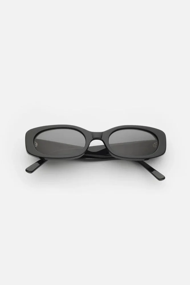Cali (Black)
