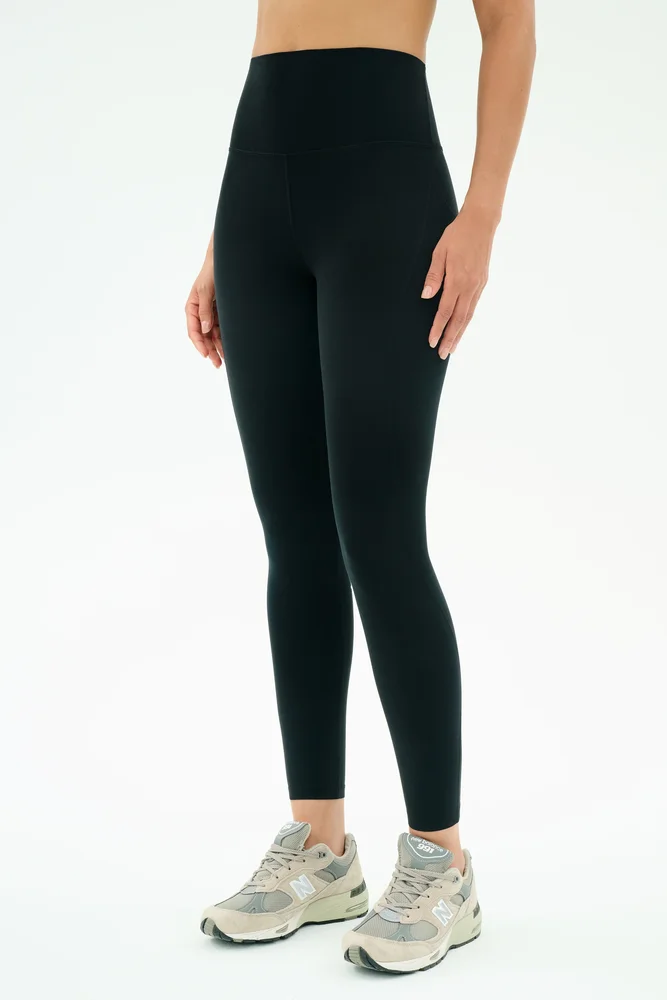 Airweight High Waist 7/8 Pocket Legging