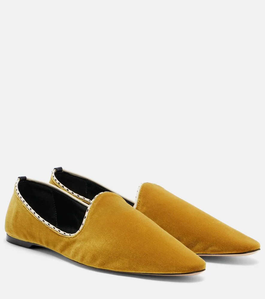 Velvet slip-on shoes