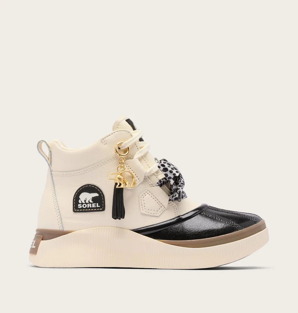 Out N About IV Classic Charm Waterproof Boot
