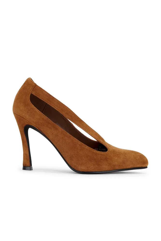FIZZY HEELS BLACK LEATHER