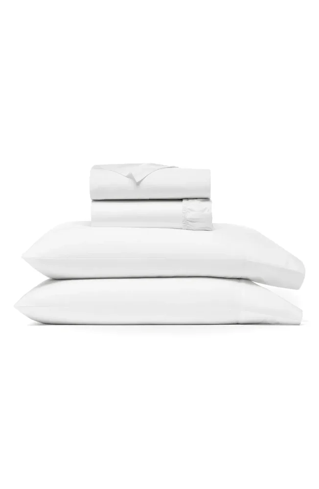 Signature Hemmed Sheet Set in White