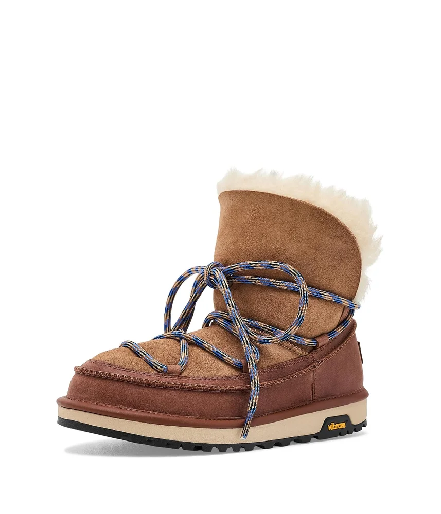 Classic Tread Boots in Chestnut