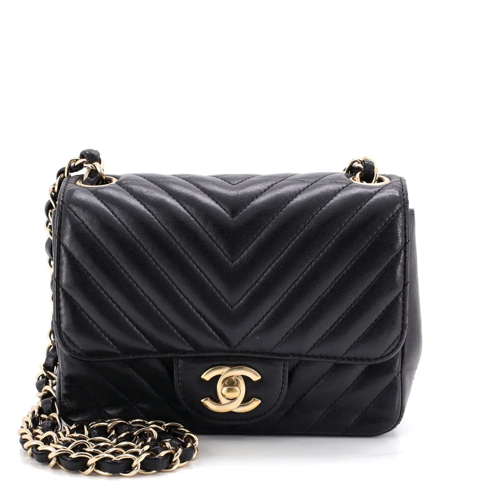 Pre-Owned Chanel Square Mini Classic Flap Bag 17cm