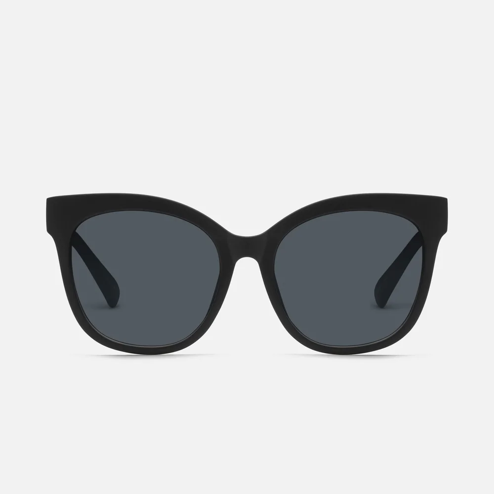It's My Way Sunglasses, Black / Smoke