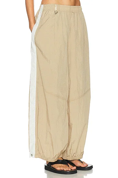 Balloon Track Pant