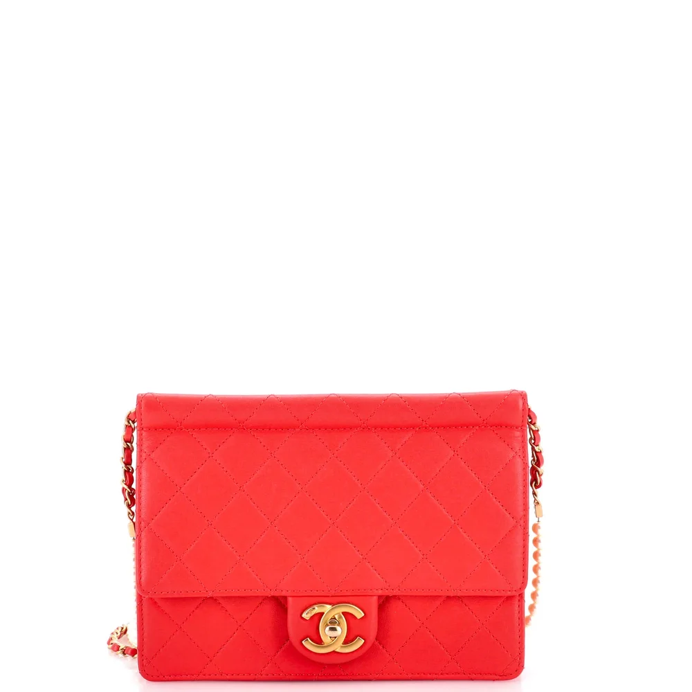 Pre-Owned Chanel Pearl Chain Flap Bag Quilted Lambskin Medium