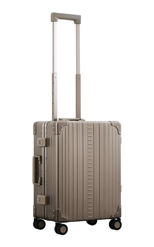 21" Classic Carry On