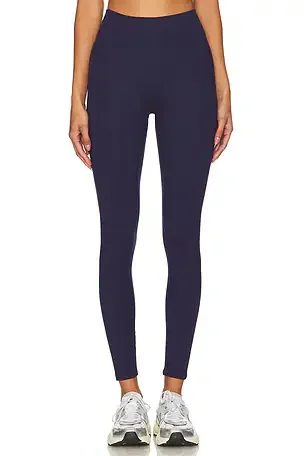 The Essentials Legging