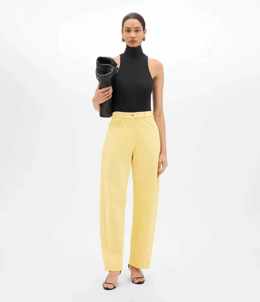 Curved Denim Pant