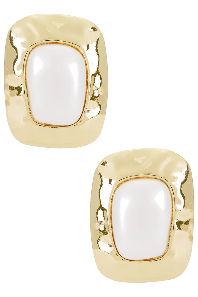 Giovana Stud Earrings
