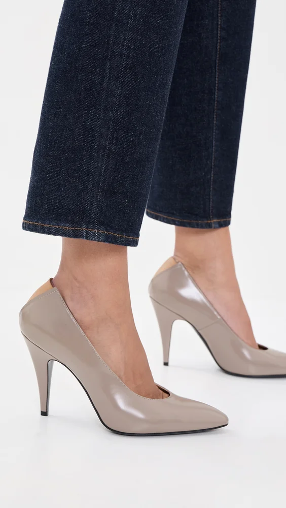 Alma Pumps