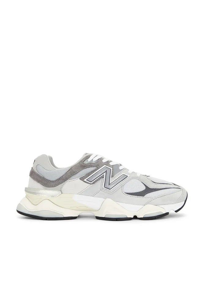 9060 Sneaker