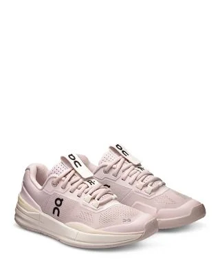 OnWomen's The Roger Pro Sneakers