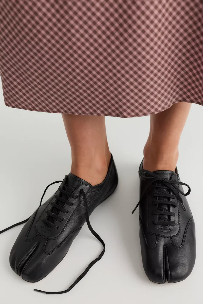 Sammie Sneakers