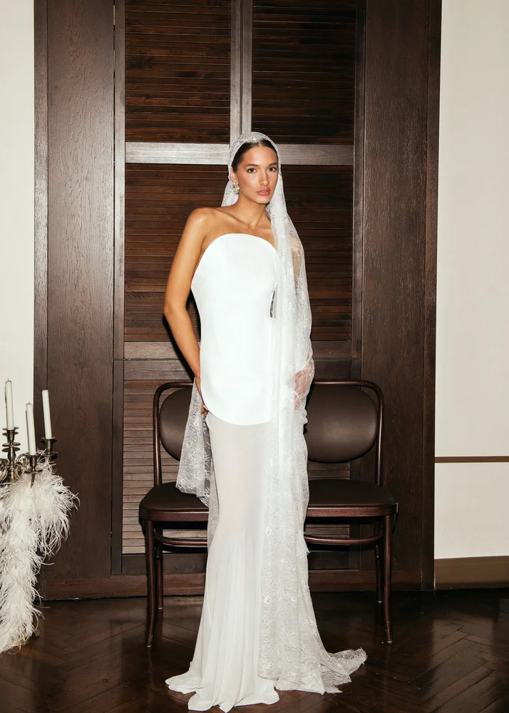 Hilda White Dress With Veil