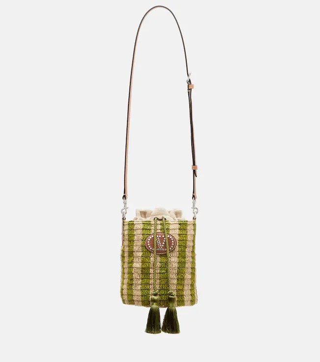 VLogo Mini striped raffia tote bag