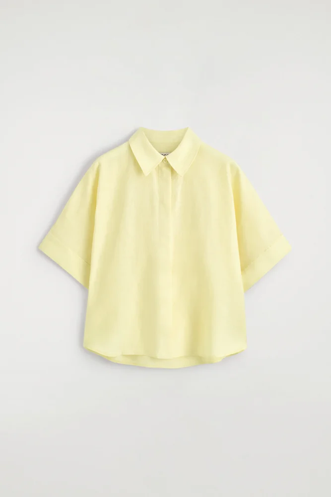 Oversized Short-sleeved Linen Shirt