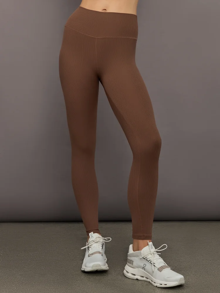 High Rise Legging in Ribbed Melt, Cocoa Brown