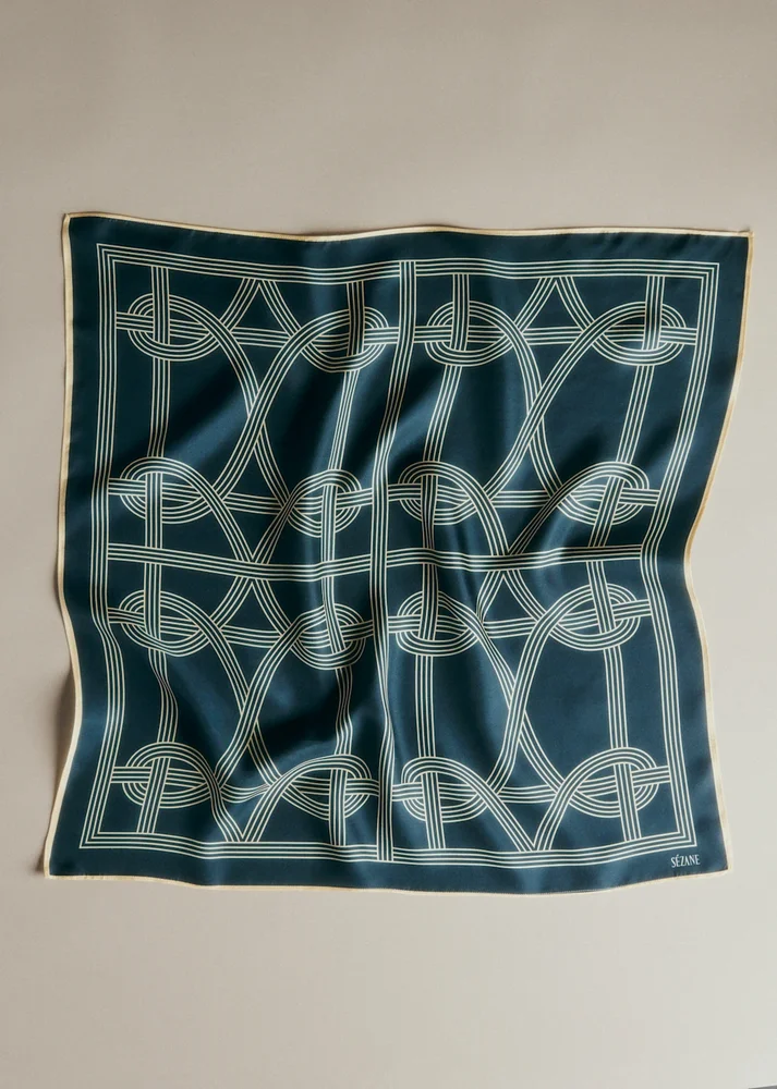 Cléo Scarf