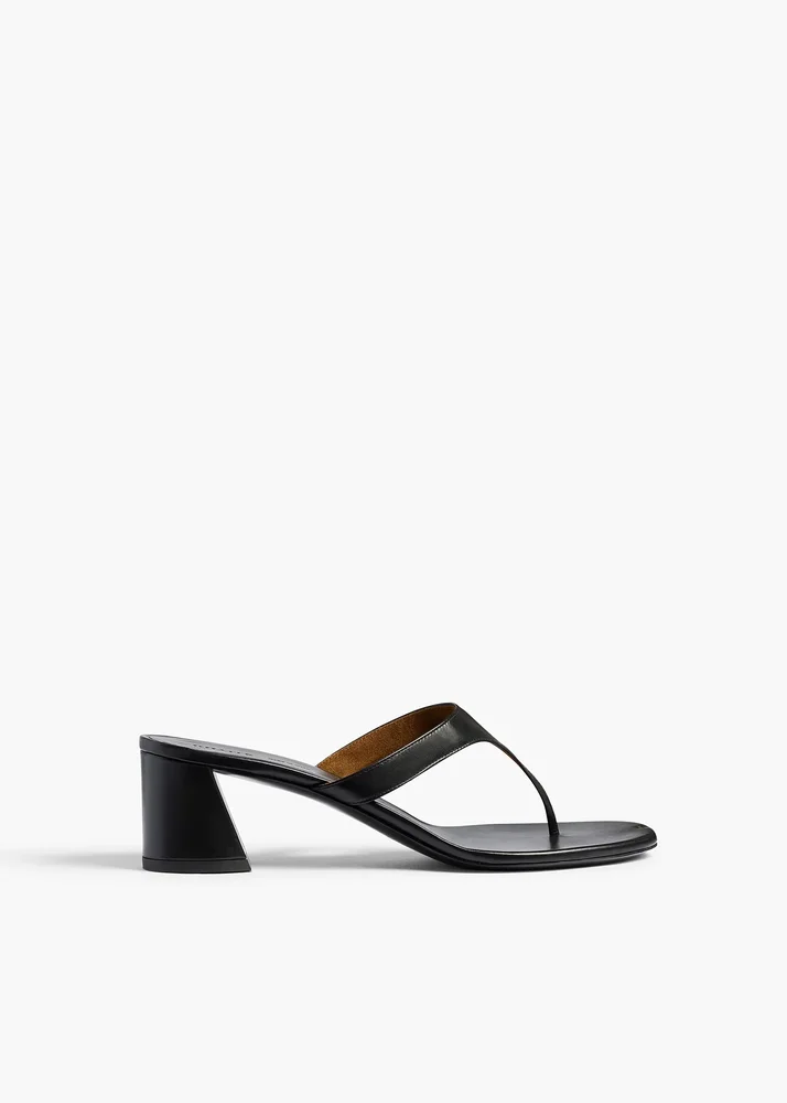 Archer Sandal in Black Leather