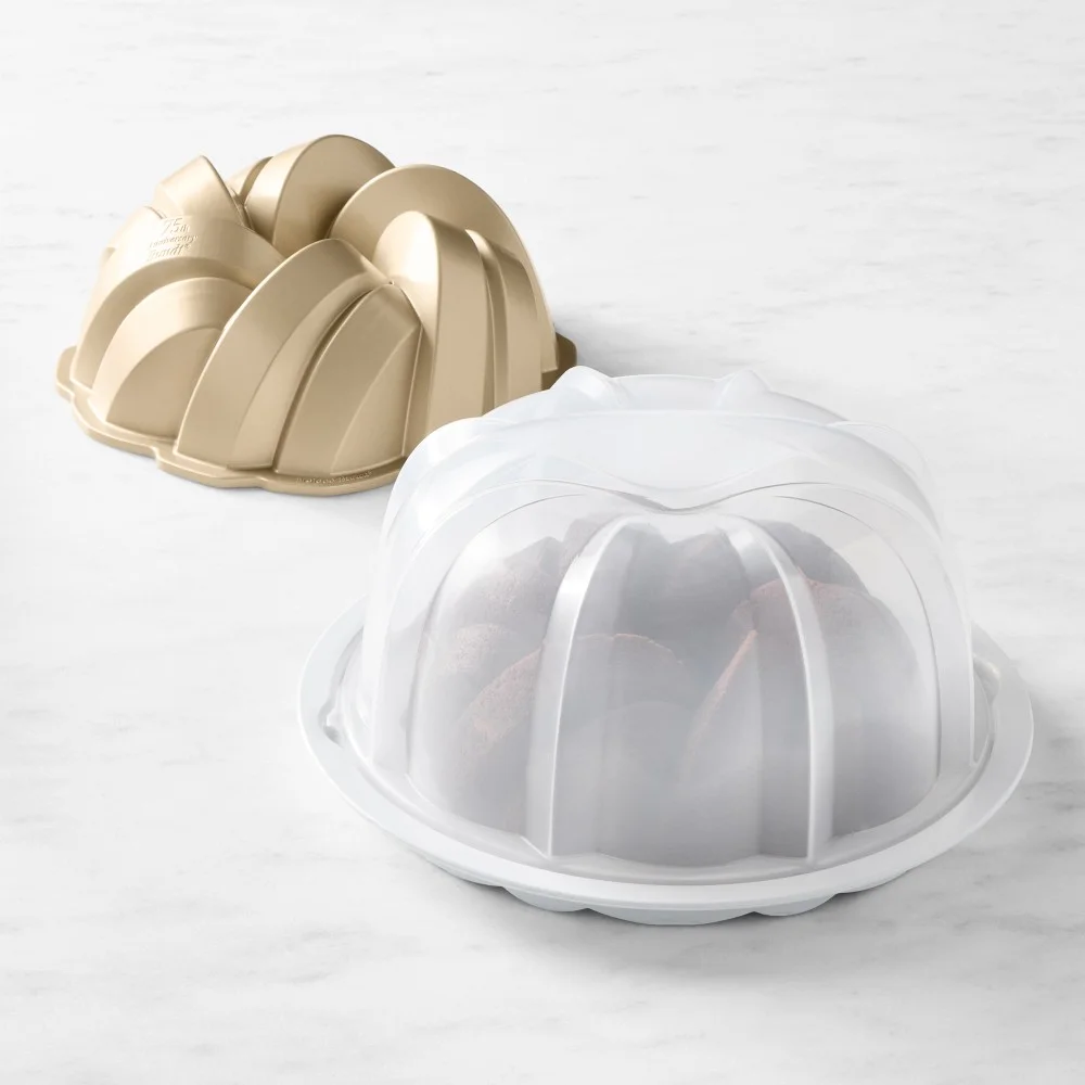 Braided Cast Bundt Pan & Cake Keeper Set