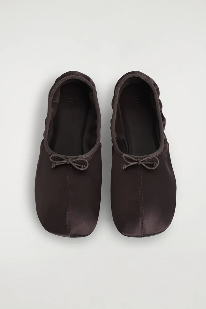Verona ballet flats in satin