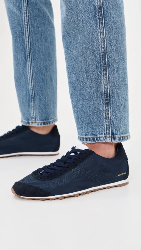 Juna Sneakers
