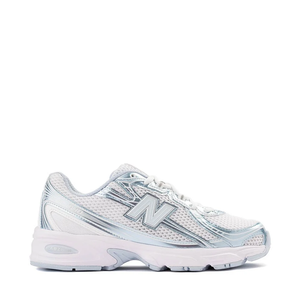 New Balance 740 Athletic Shoe