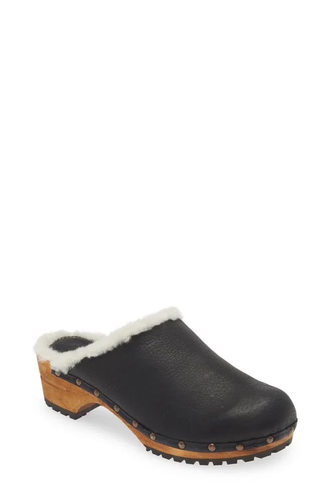 Hese Genuine Shealing Lined Clog